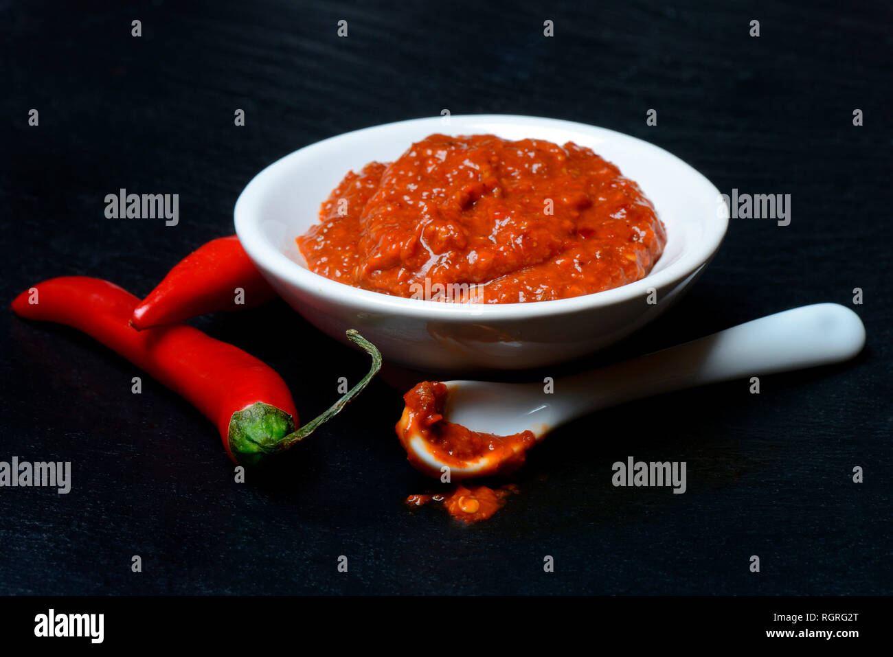 Harissa, Gewuerzpaste aus Chili Foto Stock