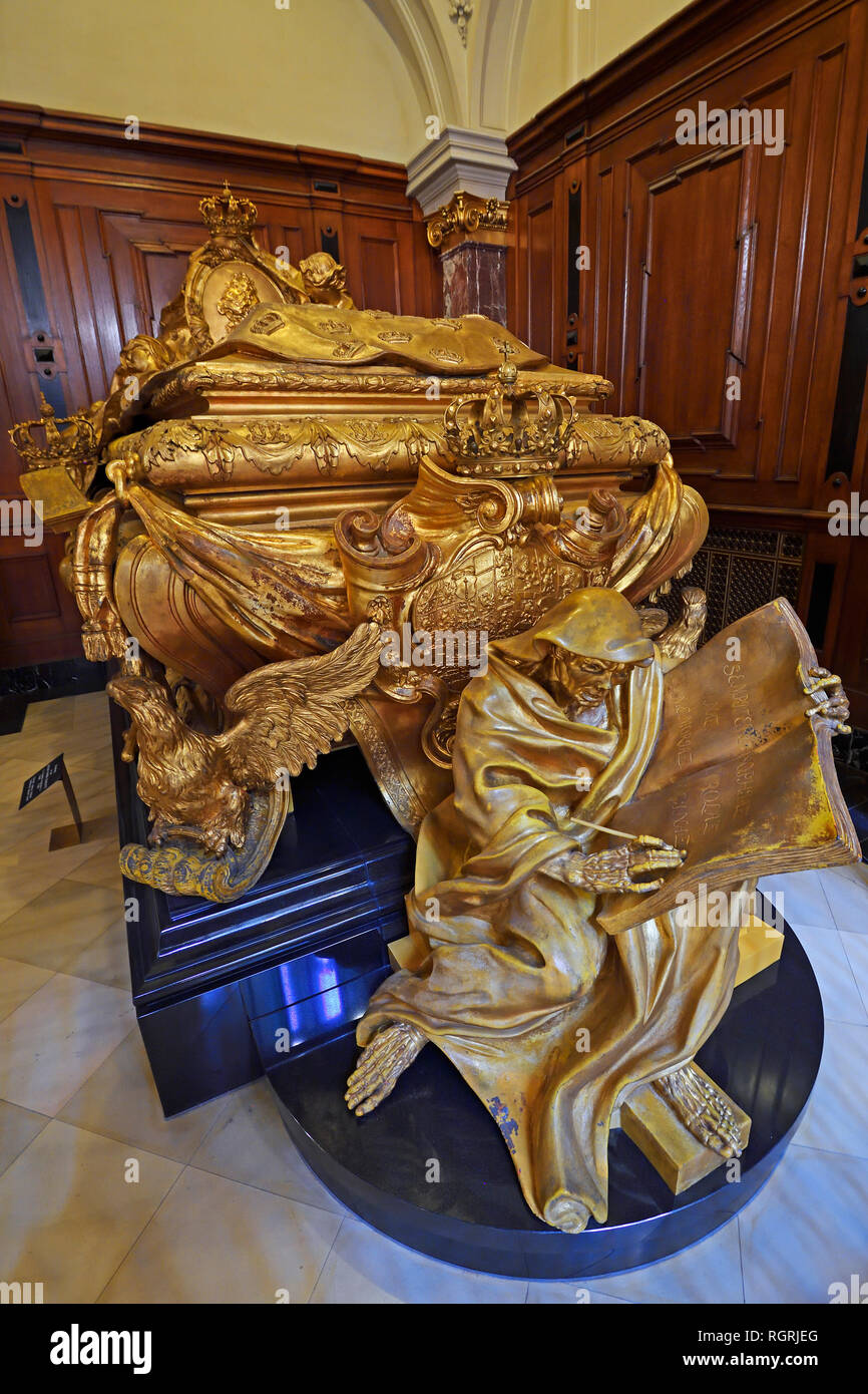 Prunksarg von Adreas Schlueter fuer Koenigin Sophie Charlotte, Berliner Dom, Berlino, Deutschland, Andreas Schlüter Foto Stock