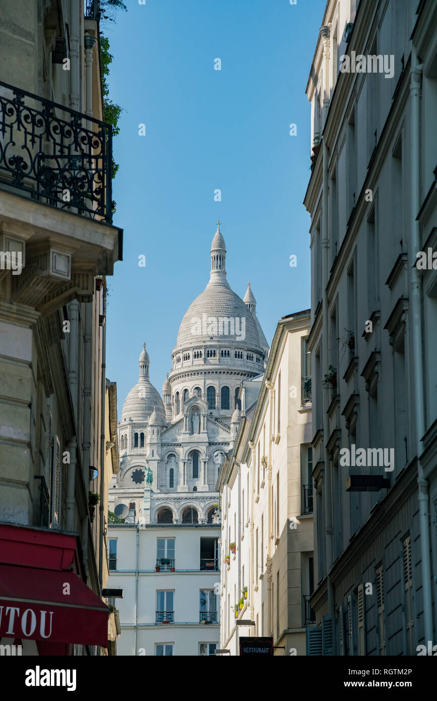 Pomeriggio Vista esterna della Basilica del Sacro Cuore di Parigi, Francia Foto Stock