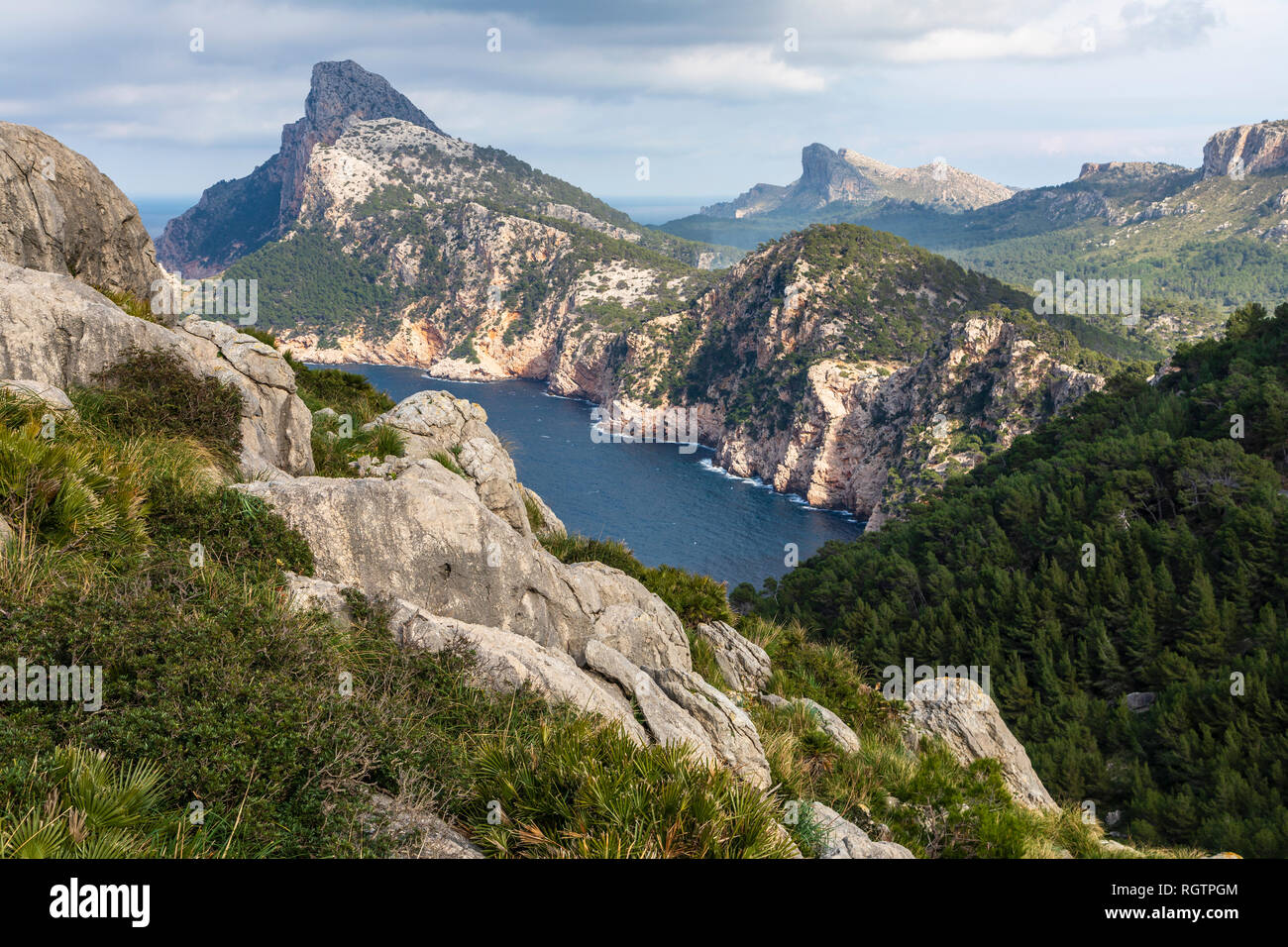 Vista dal Mirador Es Colomer a Cap de Formentor, Mallorca Foto Stock
