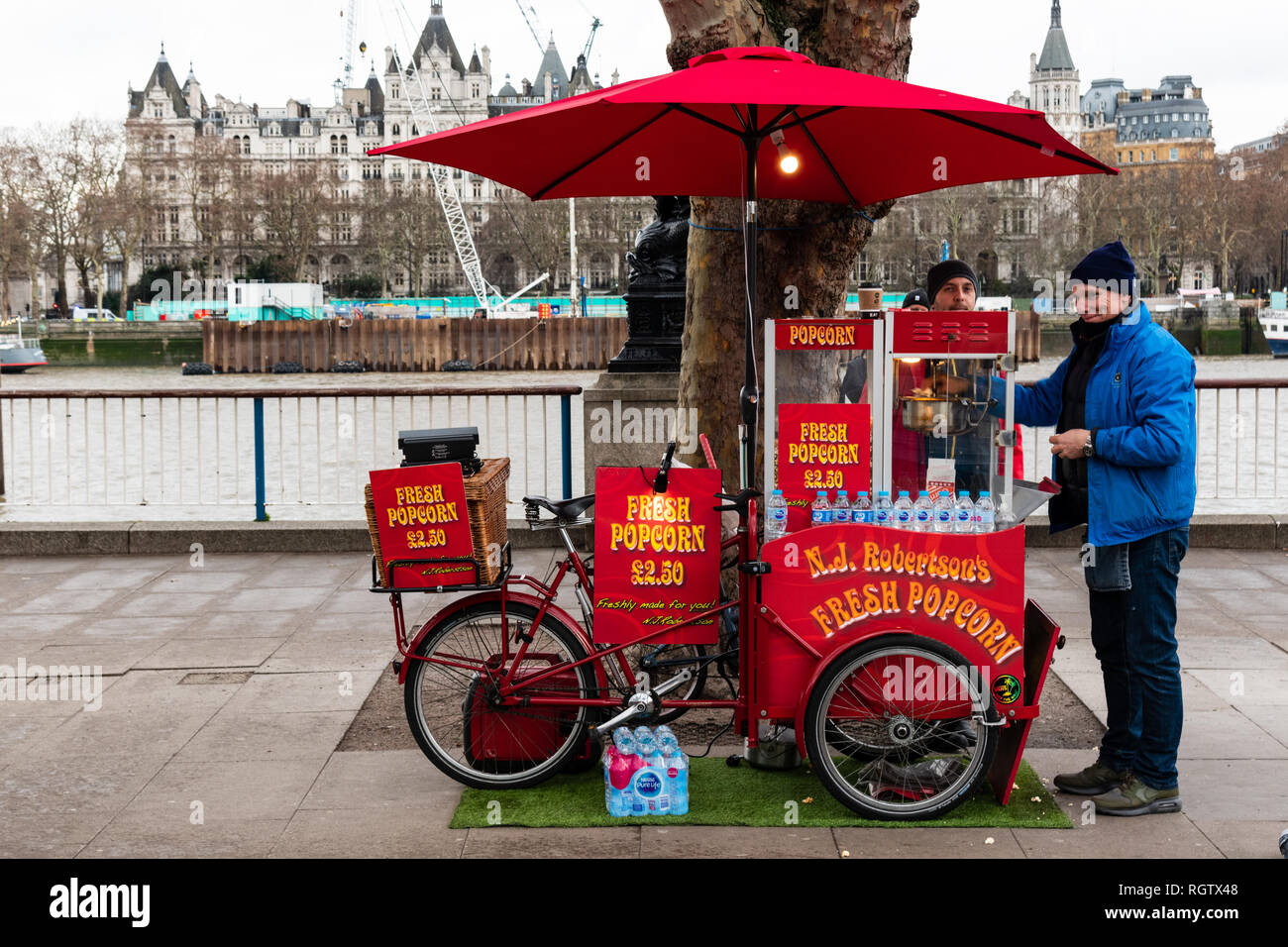 London, Regno Unito - 26 Gennaio 2019: Popcorn carrello / bici a Londra Foto Stock