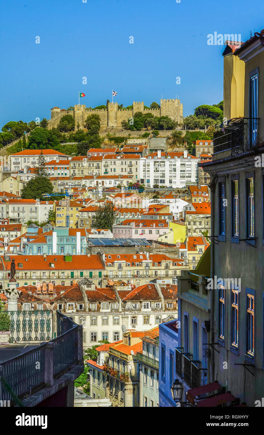 Lisbona, la città ed il castello Foto Stock
