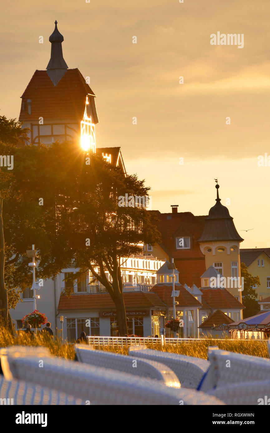 Kuhlungsborn nella luce della sera, distretto di Rostock, Germania, Europa Foto Stock