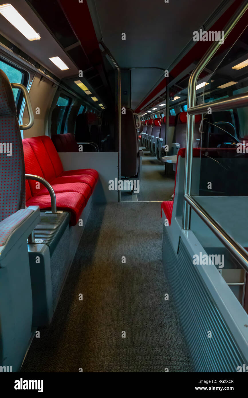 Di prima classe in un treno in Svizzera. Foto Stock