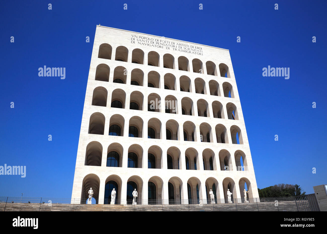 Palazzo della Civilta Italiana, Colosseo Quadrato, auch Palazzo della Civilta del Lavoro, Colosseo quadrato, Esposizione Universale di Roma, Weltausste Foto Stock