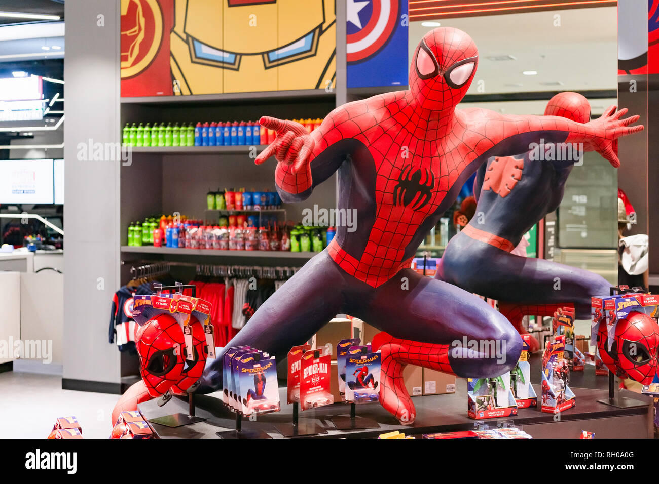 Bangkok, Tailandia - 11 agosto 2018. - Uomo Ragno giocattoli vendita a meraviglia esperienza superstore a Bangkok in Tailandia. Foto Stock
