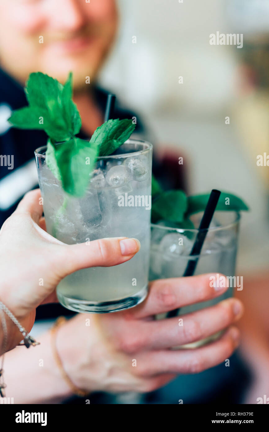 Toast con cocktail Foto Stock