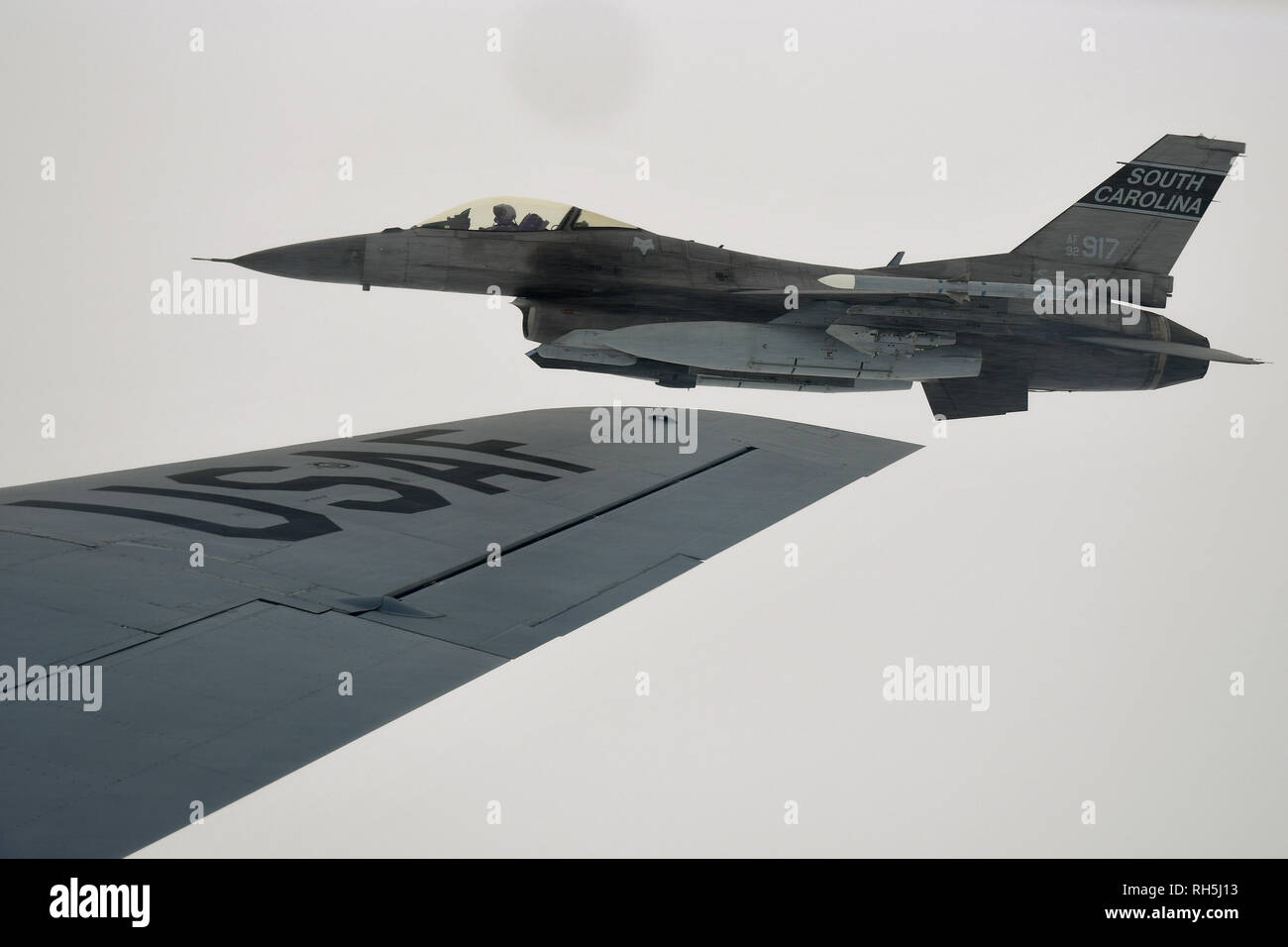 La Carolina del Sud Air National Guard a McEntire comune di Guardia Nazionale di Base di hosting è un North American Aerospace Defense Command-sponsorizzato la difesa aerea media day, 29 gennaio, 2019, per mostrare come il NORAD coordina con federali, statali e degli enti locali per supportare varie speciali eventi di sicurezza come questo anno il Super Bowl nel suo continuo impegno per salvaguardare l'America del Nord i cieli. Durante questo evento che dura tutto il giorno, vari locali e nazionali di personalità news sarà l'esperienza di intrattenimento a bordo di una simulazione di un NORAD-un esercizio coordinato con la Federal Aviation Administration e S.C. Ala - Aria civile Pa Foto Stock