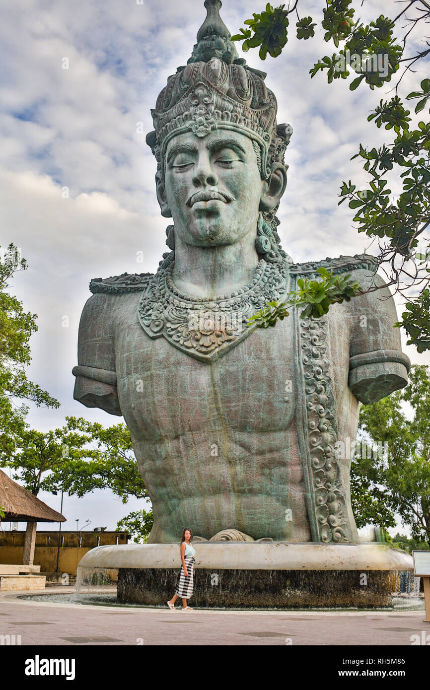 Un enorme statua di Vishnu a Bali Foto Stock