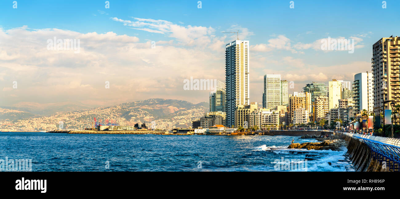 Il Corniche lungomare a Beirut, Libano Foto Stock