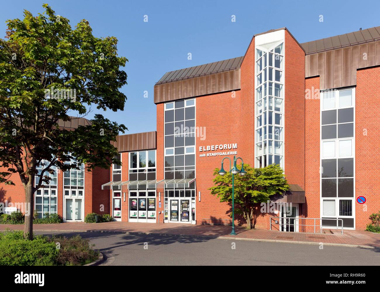 Elbeforum Brunsbüttel, culturale e centro conferenze con Gallery e il museo d'arte, Brunsbüttel, Schleswig-Holstein, Germania Foto Stock