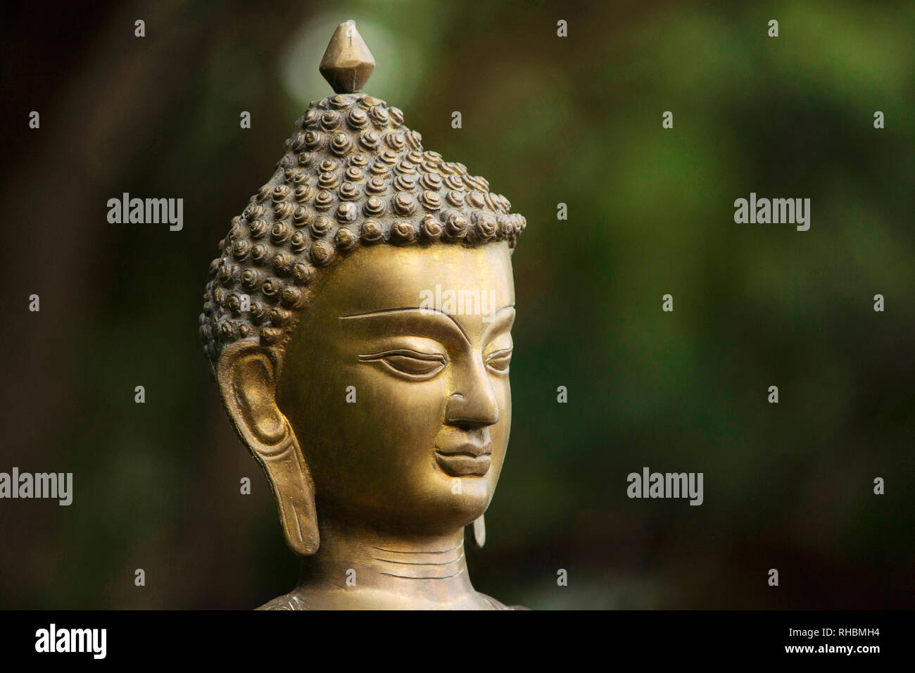 Statua di bronzo di Gautama Buddha, Aurangabad, Maharashtra, India Foto Stock