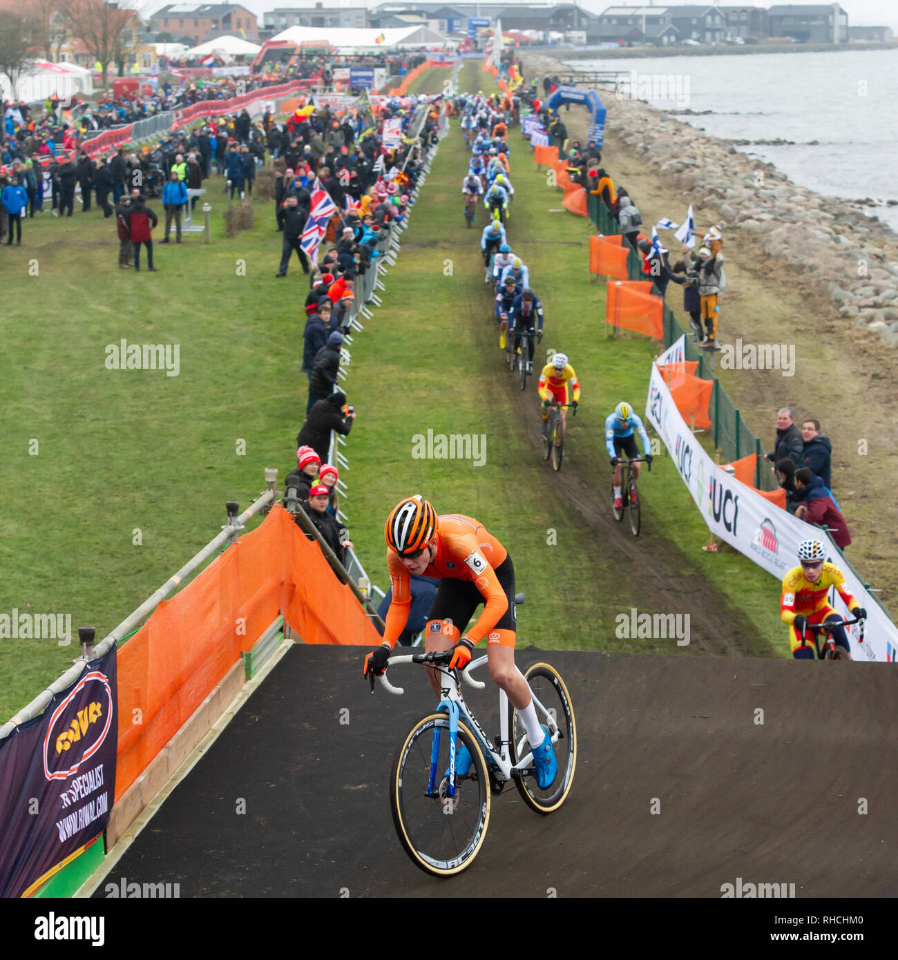 2° febbraio 2019. Bogense, Danimarca Worldchampionships Cyclecross Ronhaar Pim in de 1e ronde sleurend op Kop van het peloton. Credito: arancione foto vof/Alamy Live News Foto Stock
