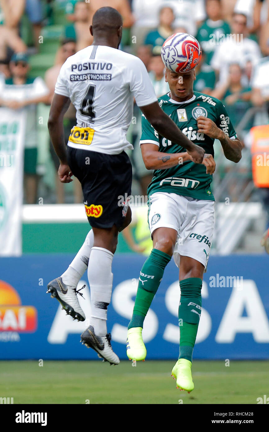 Sao Paulo, Brasile. 2° febbraio 2019. Palmeiras X Corinthians - player Deyverson do Palmeiras durante una partita contro i Corinzi a Arena Allianz Parque stadium per il campionato paulista 2019. Foto: Daniel Vorley / AGIF Foto Stock