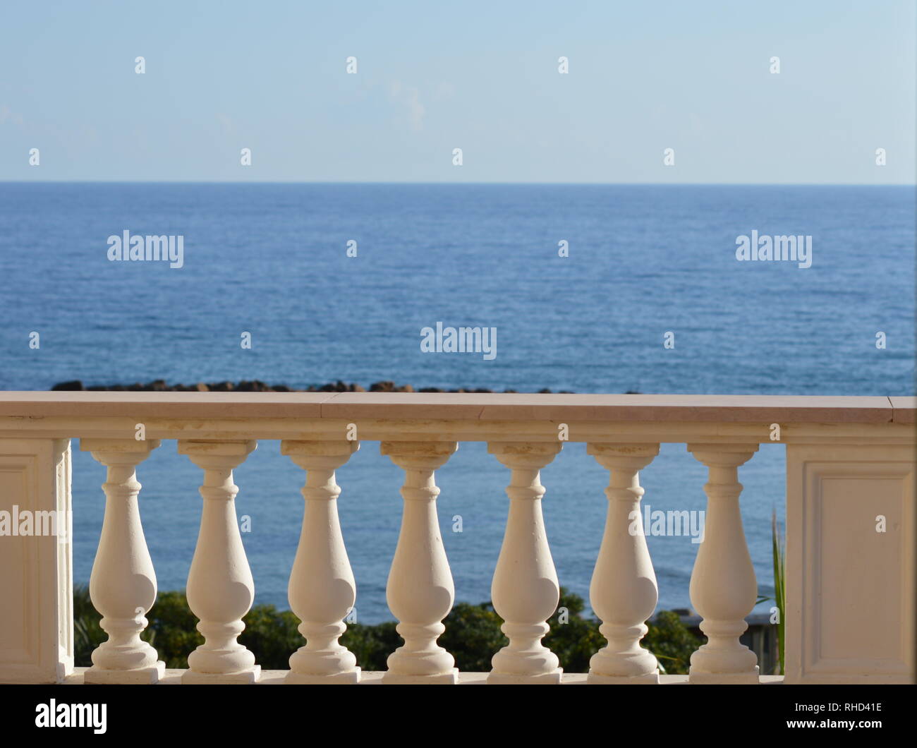 Zoom su una terrazza a mare mediterraneo Foto Stock