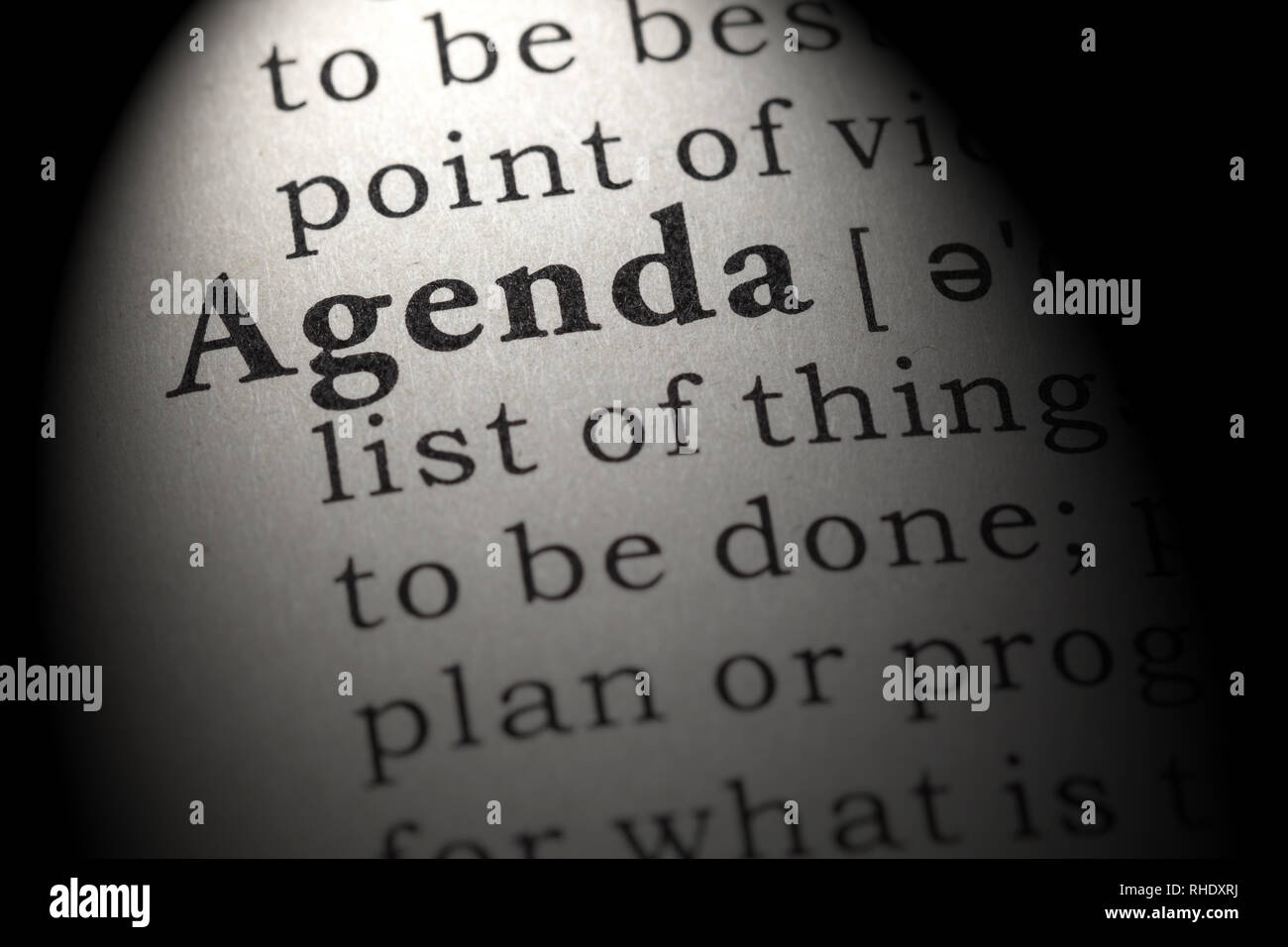 Fake Dizionario, definizione del dizionario della parola agenda. comprendente i principali parole descrittive. Foto Stock