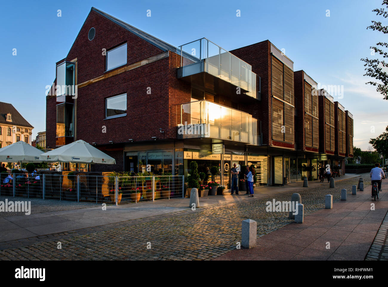 Vista sulla Marina ristorante e ristorante Przystan a Wroclaw in Polonia Foto Stock