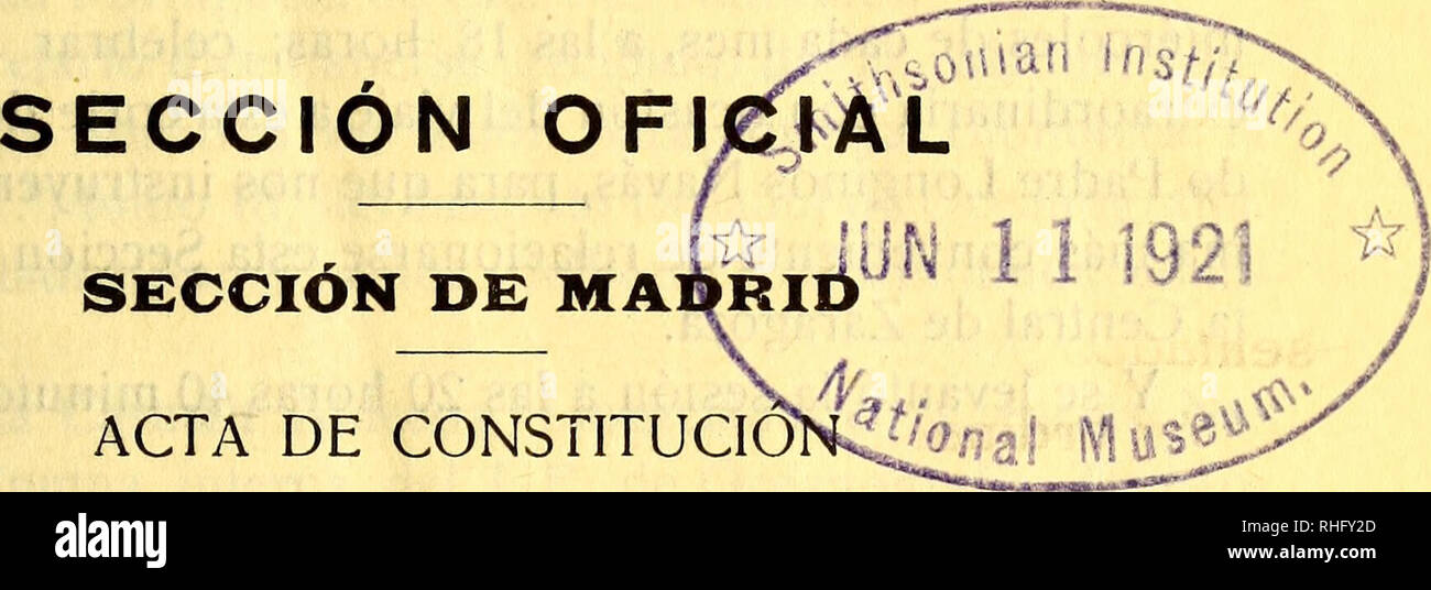 . Boletín de la Sociedad Ibérica de Ciencias Naturales. Storia naturale; Botanica. Tomo XX (III) Marzo-Abril de 1921 Núms. 3-4 BOIvE^TÍ N DE LA SOCIEDAD IBÉRlCñ DE CIENCIñS NATURALES Previa convocatoria a los miembros de esta Sociedad re- sidentes en Madrid, se reunieron en el Instituto Español de Oceanografía los Sres. Arévalo, Azpeitia, Belbéze, Carballo, Conrado Villalba, Dusmet, Guerrero, Hugeut del Villar, I.auffer, Obermaier, Pérez de Barradas, y con la adhesión explícita del Excmo. Suor Marqués de Cerralbo y de los seño- res Cabré, Santa María y P. Sierra, que excusaron su asisten- cia, s Foto Stock