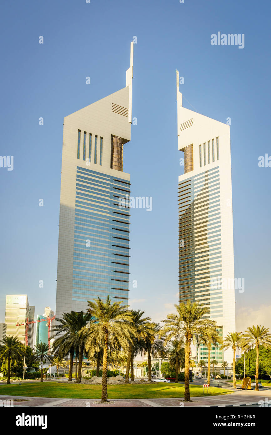 Emirates Towers di Dubai Financial District sedi di alloggiamento e Jumeirah Emirates Towers Hotel Foto Stock