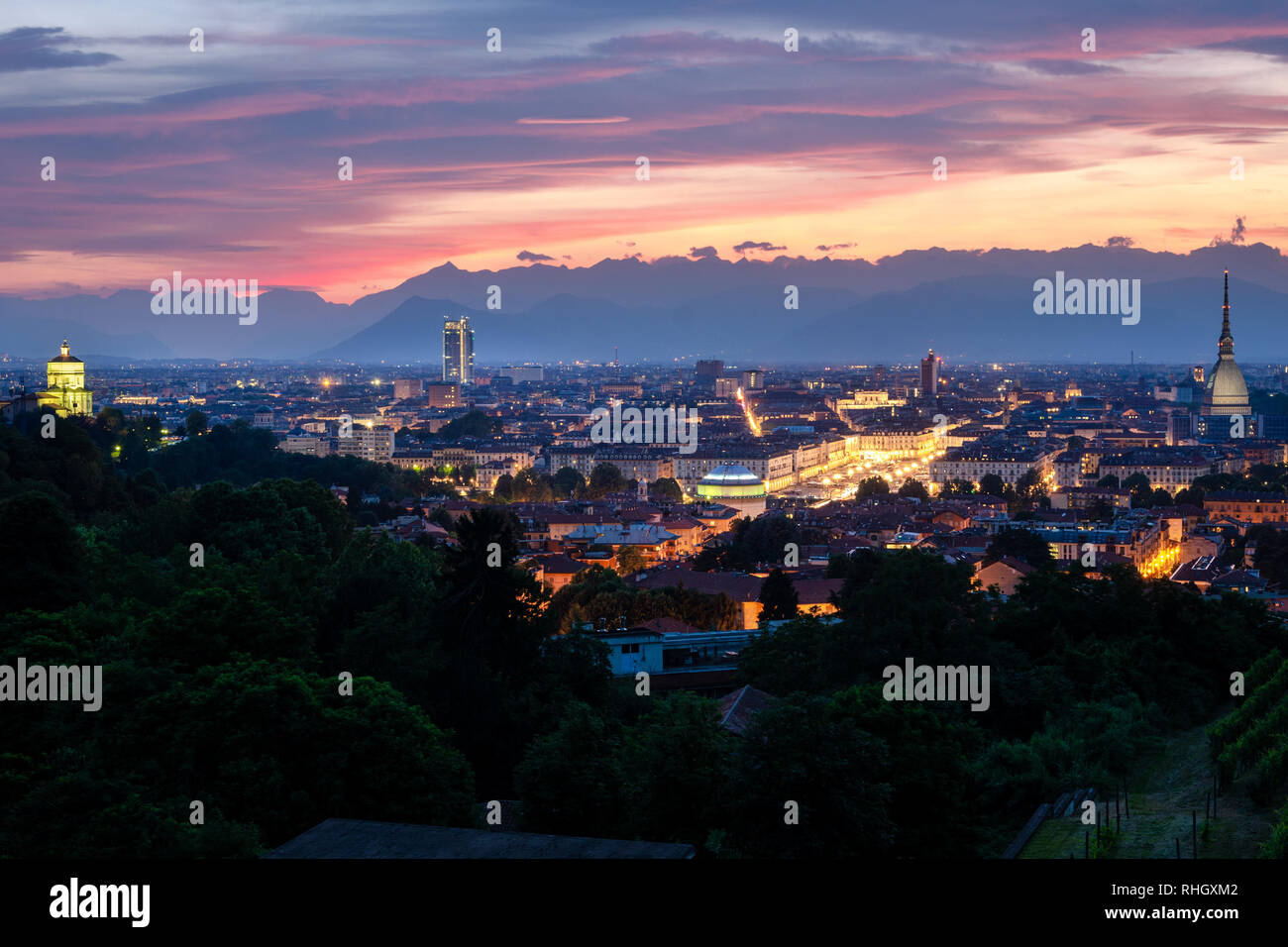 Torino alta definizione skyline al tramonto Foto Stock