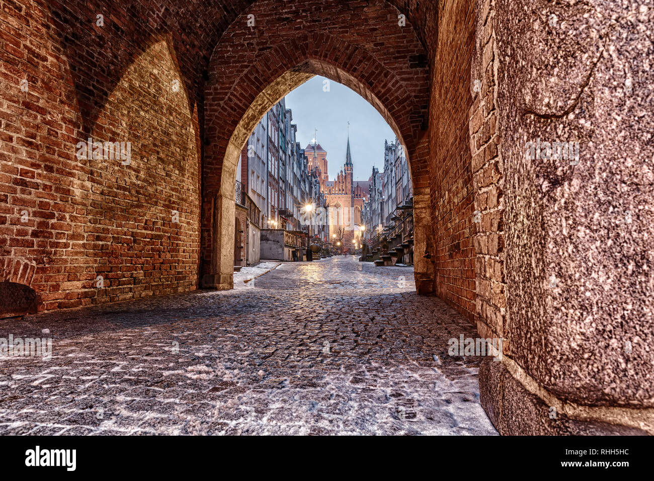 Mariacka Street a Danzica, vista dal cancello Mariacka, Polonia. Foto Stock