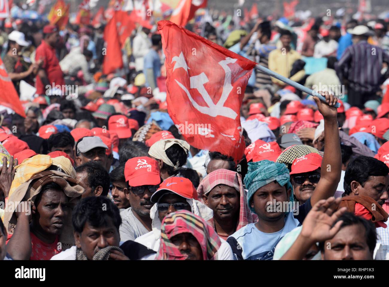 Kolkata, India. 03Feb, 2019. Attivista di sinistra da parte differente del membro prendere parte nella parte anteriore sinistra della brigata rally davanti a elezioni generali 2019. Credito: Saikat Paolo/Pacific Press/Alamy Live News Foto Stock