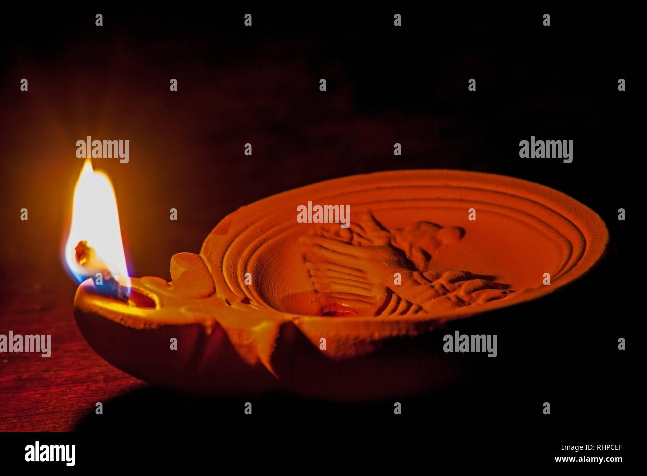 Lampada ad olio antico immagini e fotografie stock ad alta risoluzione