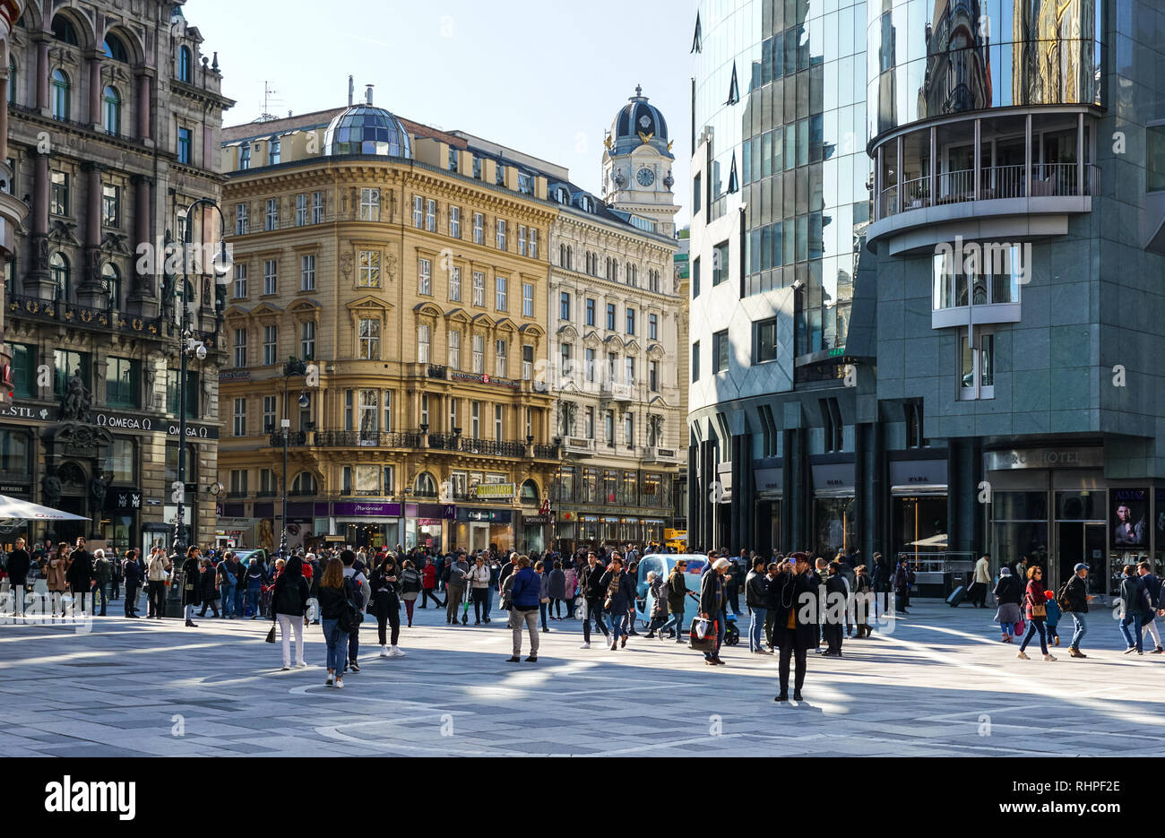 Piazza Duomo di Santo Stefano a Vienna, in Austria Foto Stock