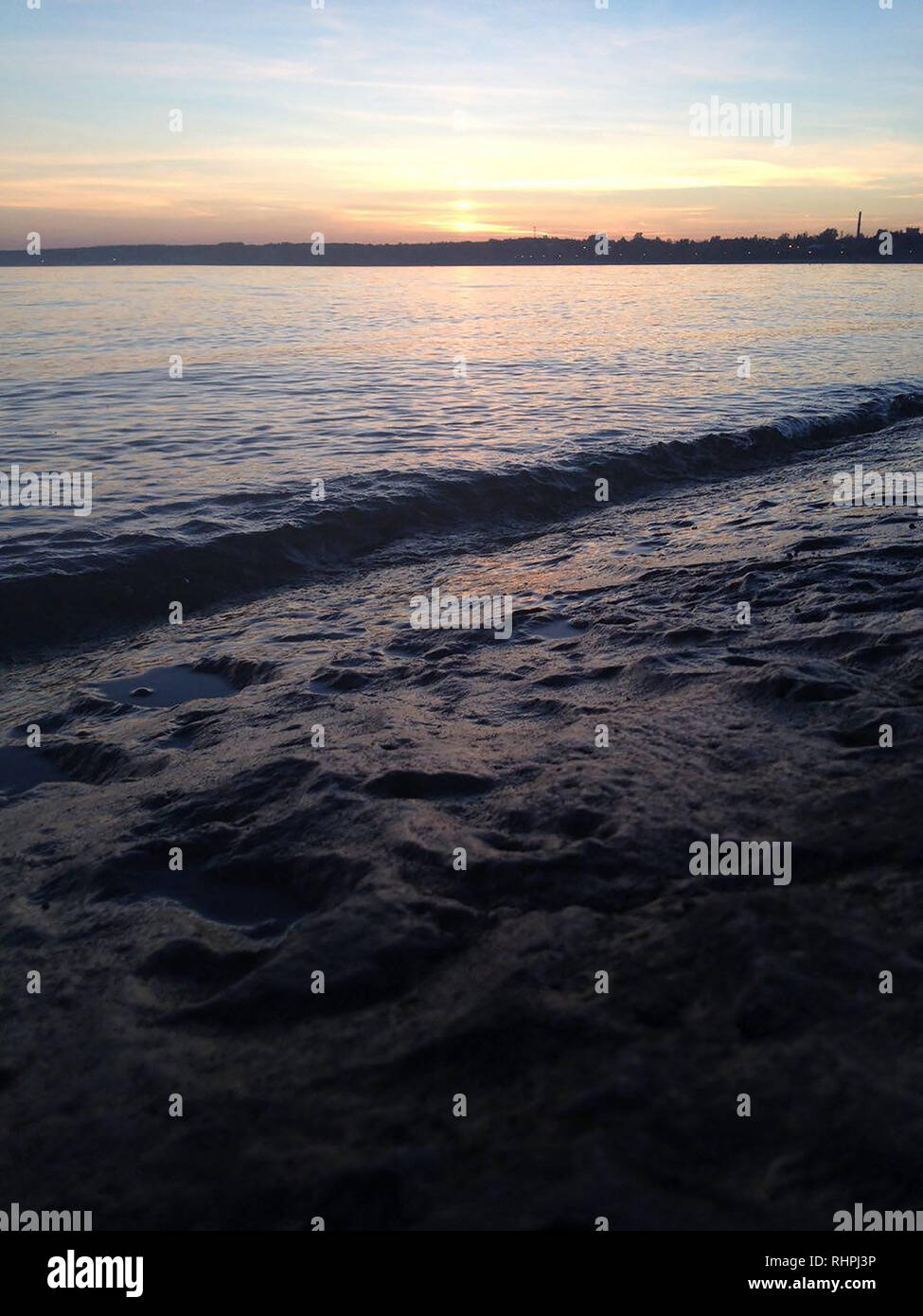 Sunrise in riva al mare Foto Stock