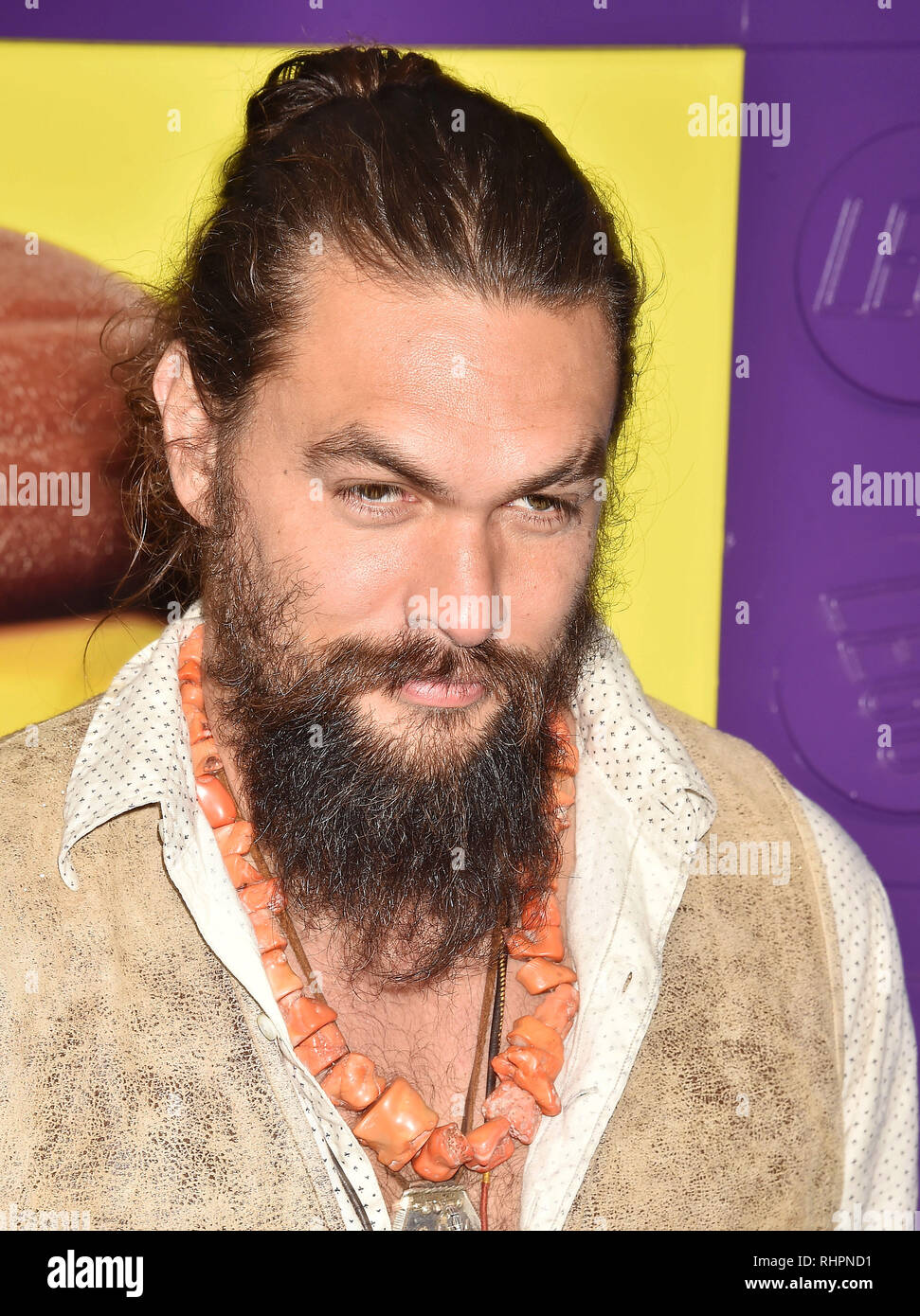 WESTWOOD, CA - 02 febbraio: Jason Momoa assiste la premiere della Warner Bros Foto' 'La Lego Movie 2: seconda parte' al Regency Village Theatre Foto Stock