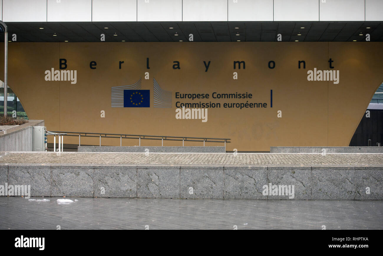 Vista generale GV dell'esterno dell'ufficio della sede centrale della Commissione europea a Bruxelles, Belgio, Europa Foto Stock