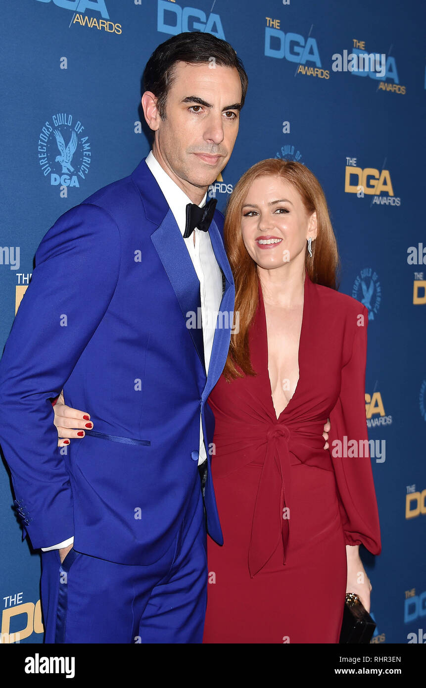 HOLLYWOOD, CA - 02 febbraio: sacha baron cohen (L) e Isla Fisher frequentare la settantunesima annuale di Directors Guild of America Award al Ray Dolby sala da ballo Foto Stock