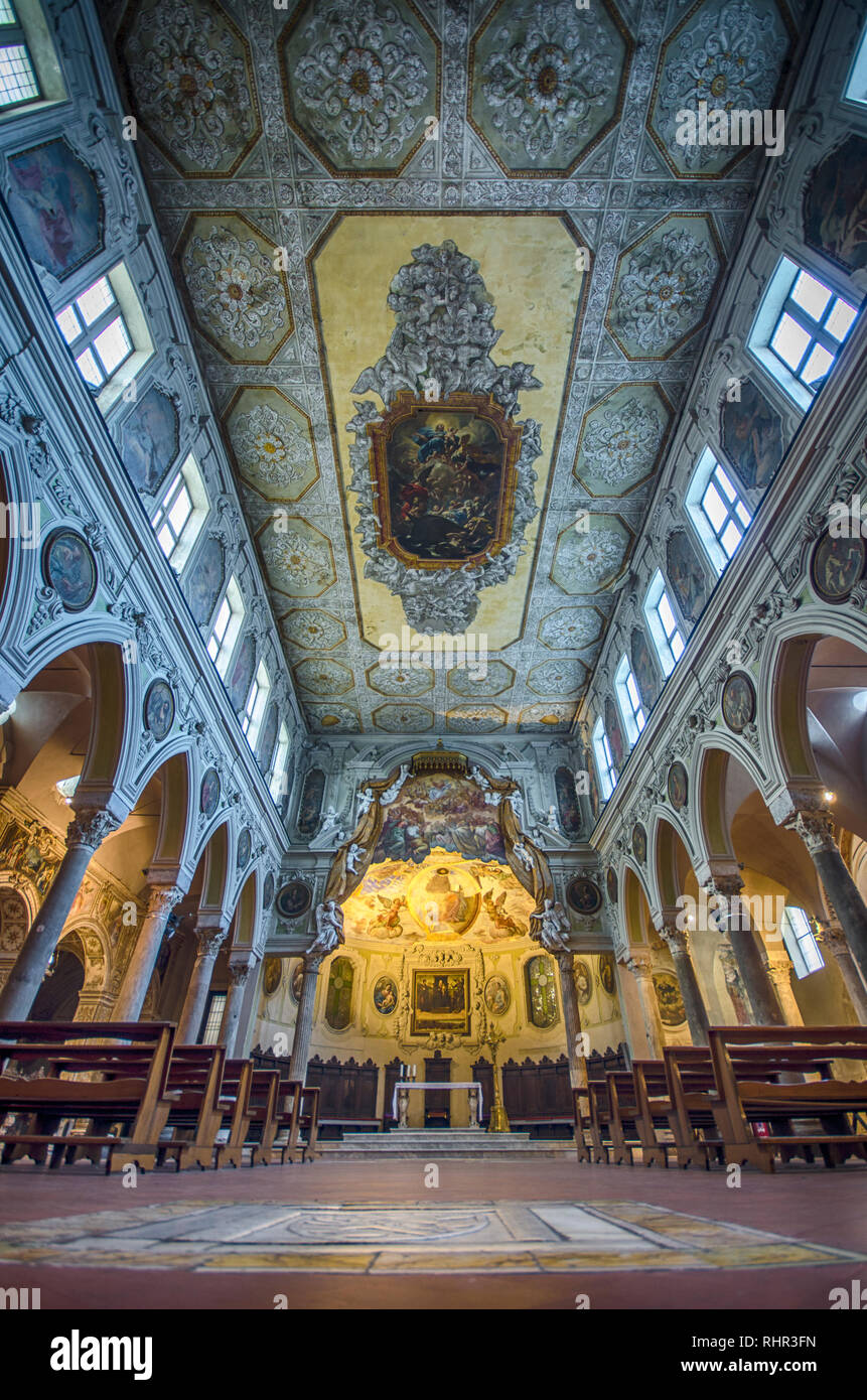 Napoli, Italia - All'interno del Duomo (Cattedrale), Napoli, campania, Italy . Duomo di Santa Maria Assunta o la Cattedrale di San Gennaro Foto Stock