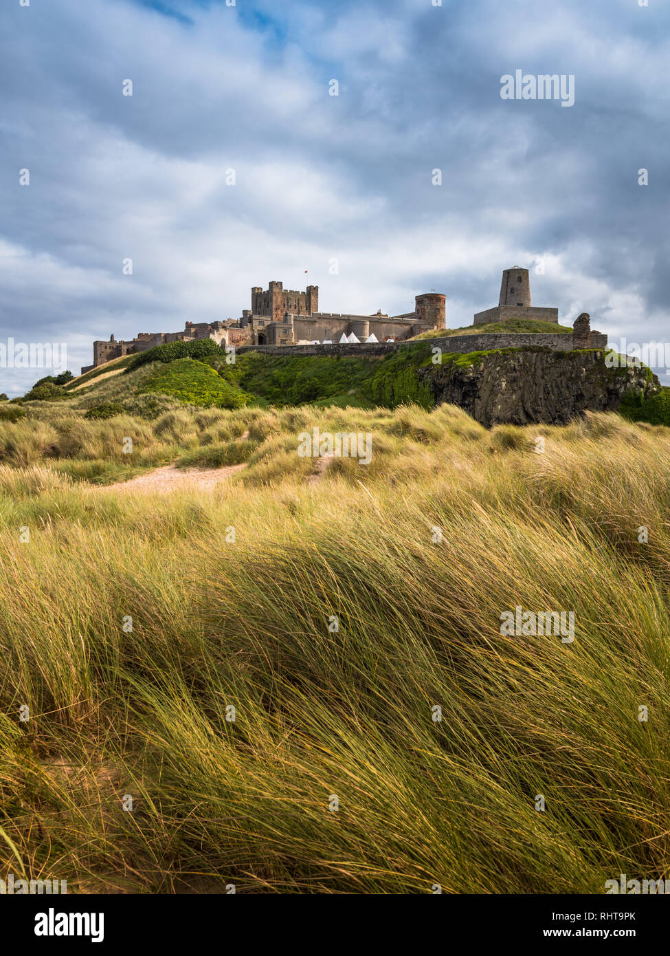 Il castello di Bamburgh, Northumberland, Regno Unito Foto Stock