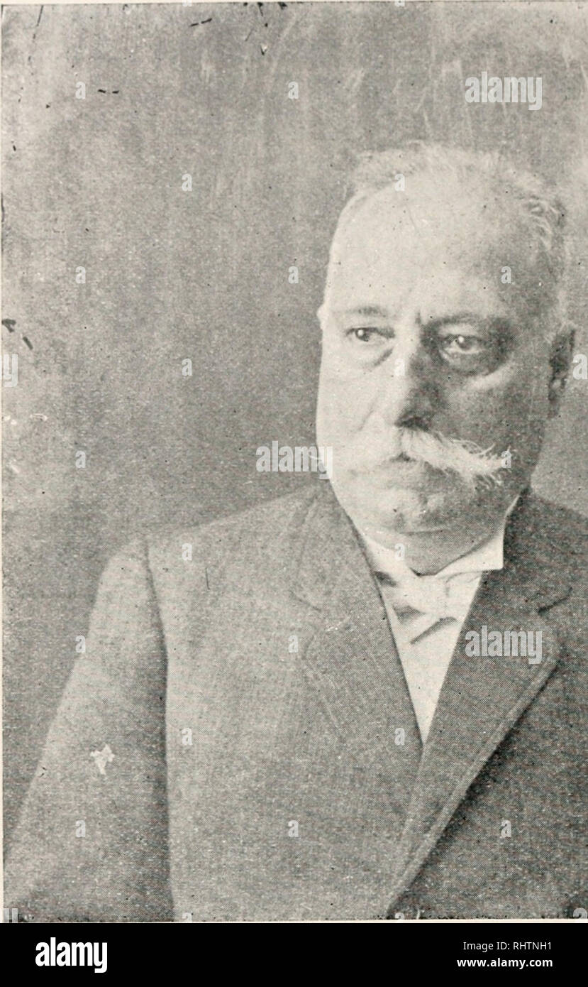 . Biblioteca cientfica cubana. Letteratura cubana -- Bibliografia; scienza -- Bibliografia; Cuba -- Bibliografia. 152 Gastón Alonso Cuadrado. -Lecciones de Análisis de abonos y Tierras de Cultivo... Habana. Punta di Talleres. del Avisador Comercial. 1913. It 4o, 116 ps. "H R. S - Lecciones de anális químicos especiales... Habana. Imprenta de Lloredo y O. 1914. En 4? M, 146 ps. En la cubierta se lee: 2' la controparte. Aguas, combustibili, lubricantes y gas. MC CULLOCH. -Indagini in rdation Cañe di zucchero in obbedienza a un atto di congresso, approvata. Il 3 marzo 1843.-En 4o, 212 ps. Es onu Informe sob Foto Stock