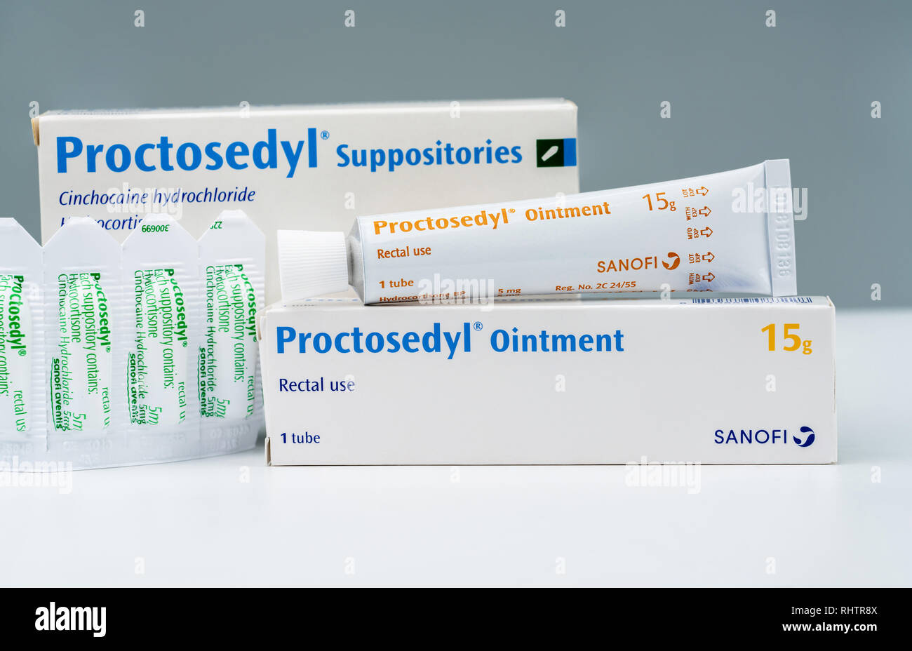 CHONBURI, Thailandia-Agosto 3, 2018 : Proctosedyl supposte e Proctosedyl pomata uso rettale. Idrocortisone e cincocaina per il trattamento haemor Foto Stock