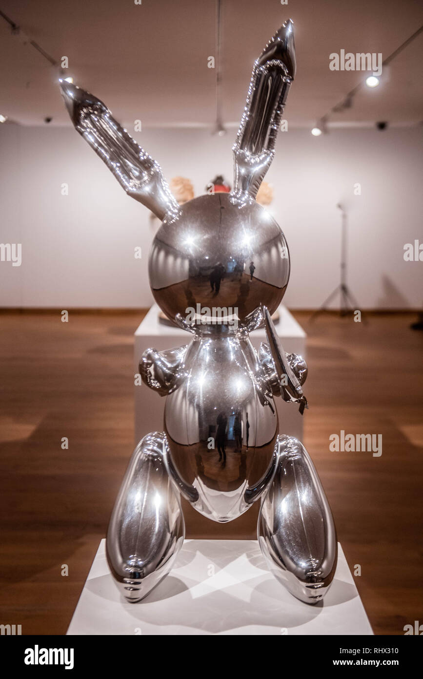 Ashmolean Museum di Oxford, UK. 4 febbraio 2019. Jeff Koons mostra presso il museo Ashmolean Museum di Oxford, 'Coniglio' Credito: Richard Cave/Alamy Live News Foto Stock