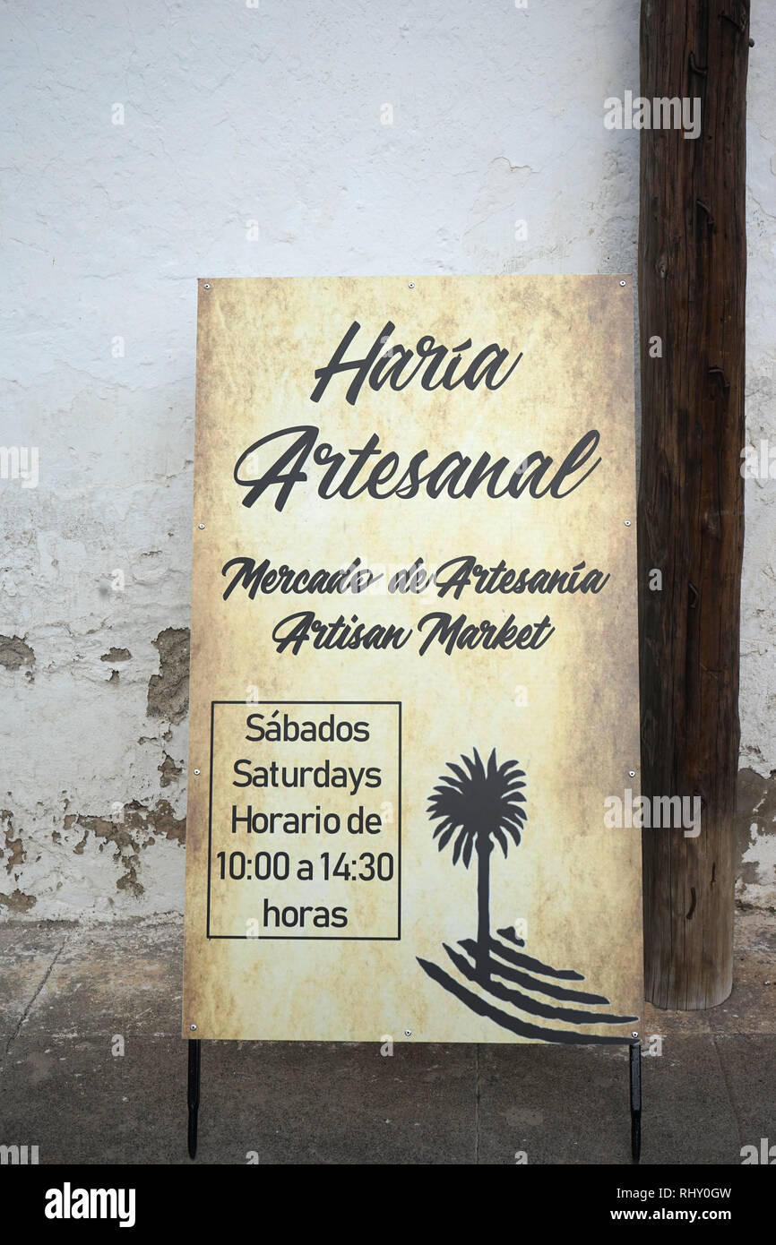 Hinweisschild, Haria fatto tutto artigianelmente, Kunstmarkt, Lanzarote, Kanarische isole, Spanien Foto Stock