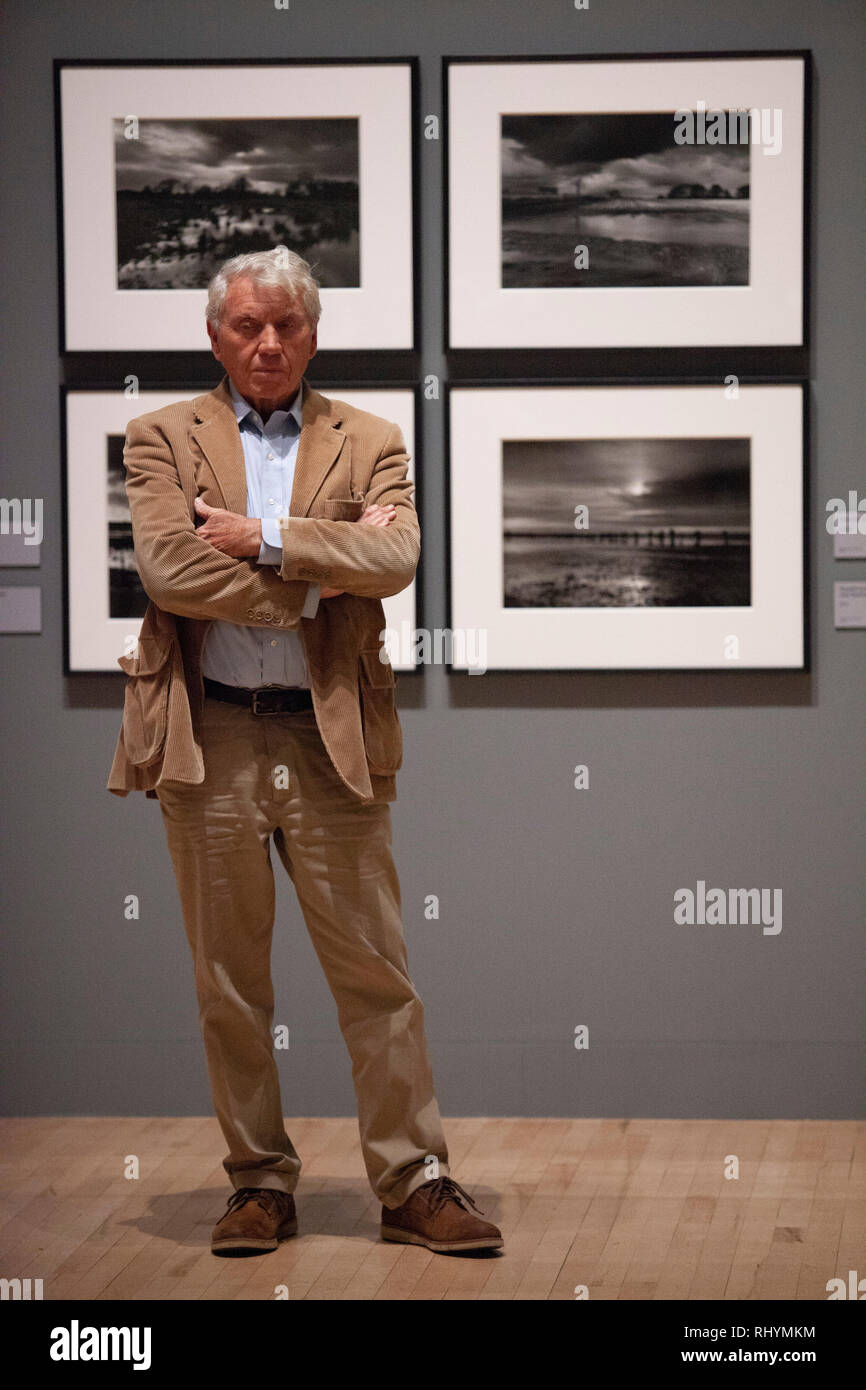 Don McCullin all'apertura di una grande retrospettiva del suo lavoro alla Tate Britain in data 5 febbraio . Esso include il lavoro con il suo famoso fotografie di th Foto Stock