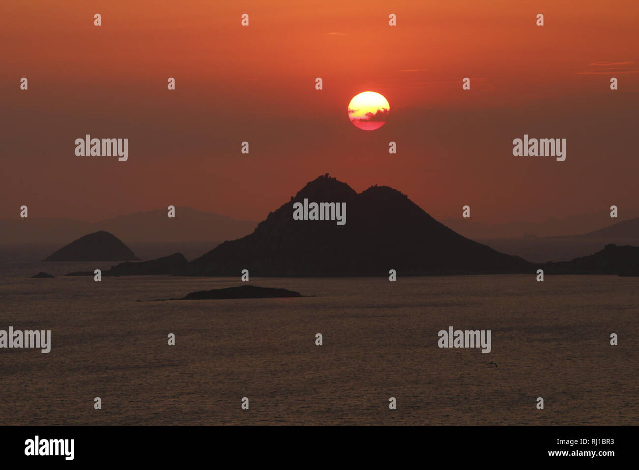 Un'isola di baci il sole addio al Mare Egeo, bodrum, Turchia. Foto Stock