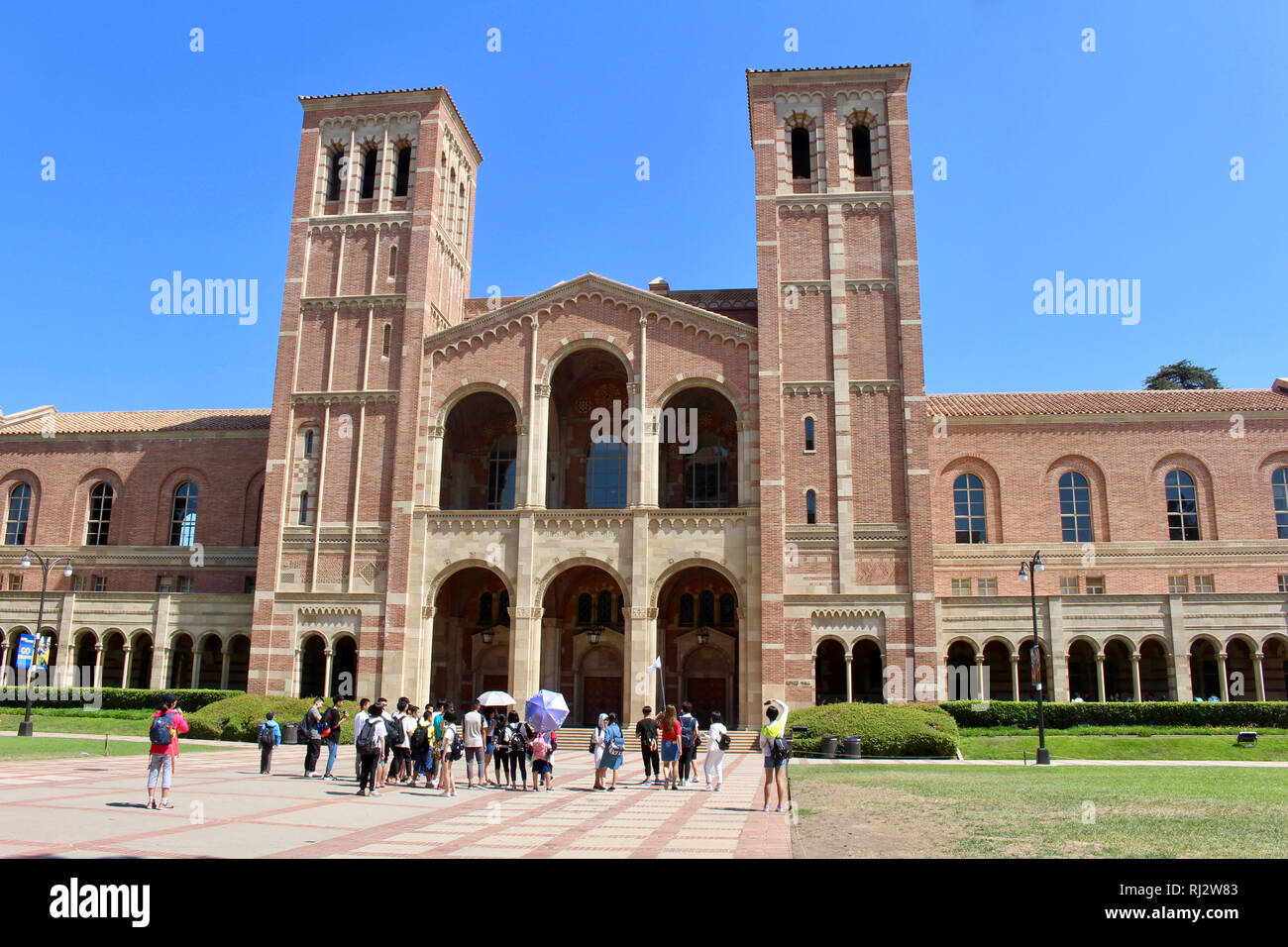 Los Angeles, California, USA. 27 Luglio, 2017. Royce Hall nel campus della University of California di Los Angeles (UCLA). Foto Stock
