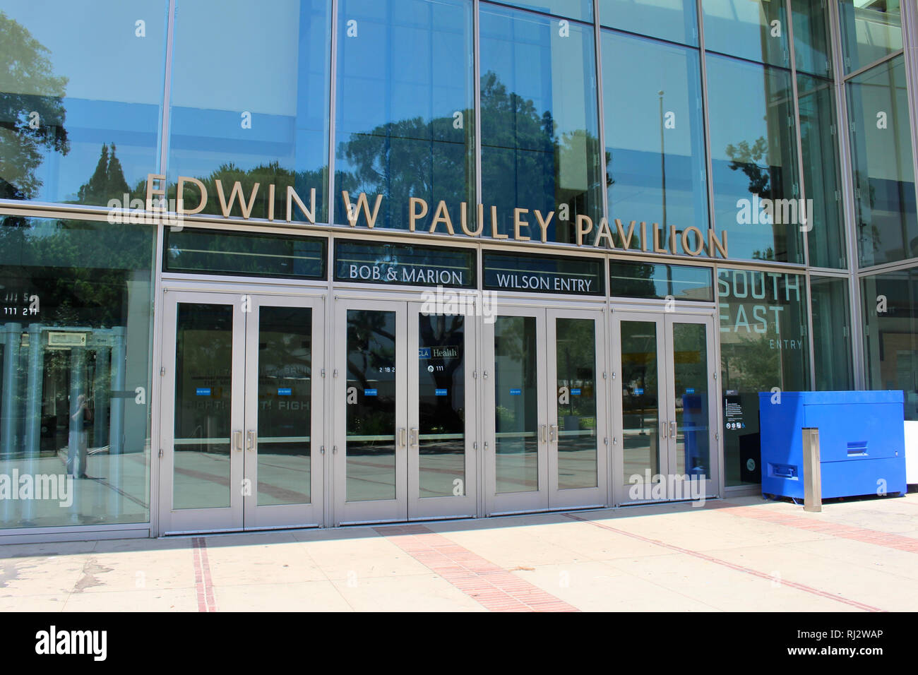 Los Angeles, California, USA. 27 Luglio, 2017. Edwin W. Pauley Pavilion sul campus della University of California di Los Angeles (UCLA). Foto Stock