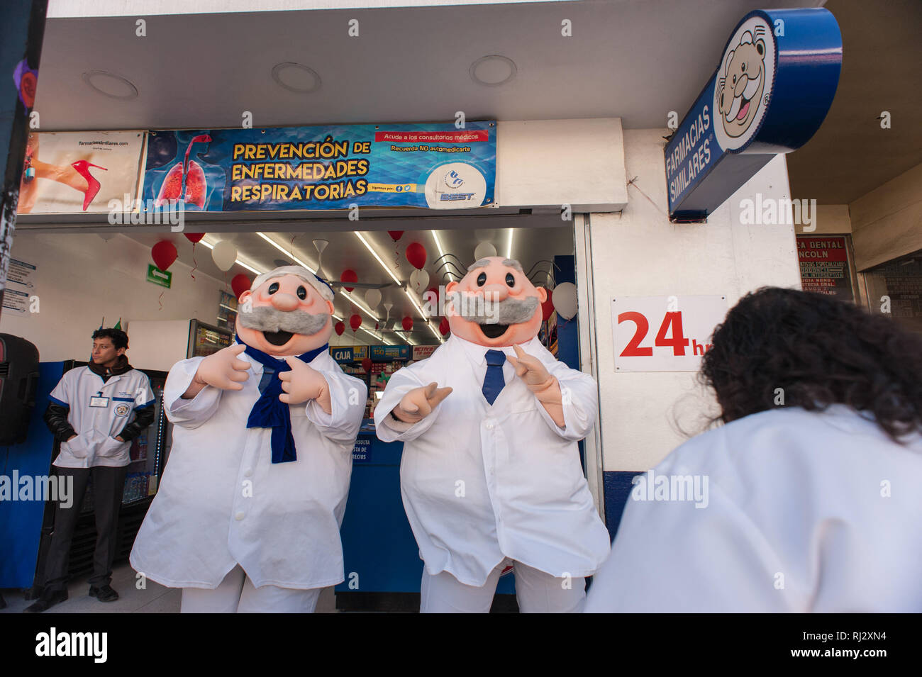 Tijuana, Messico: promozione del farmaco, farmacia. Foto Stock