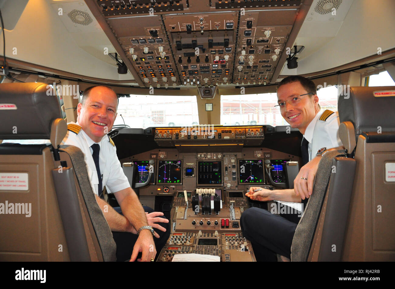 Zivilluftfahrt, Passagierflugzeug, pozzetto, pilota e copilota, Foto Stock
