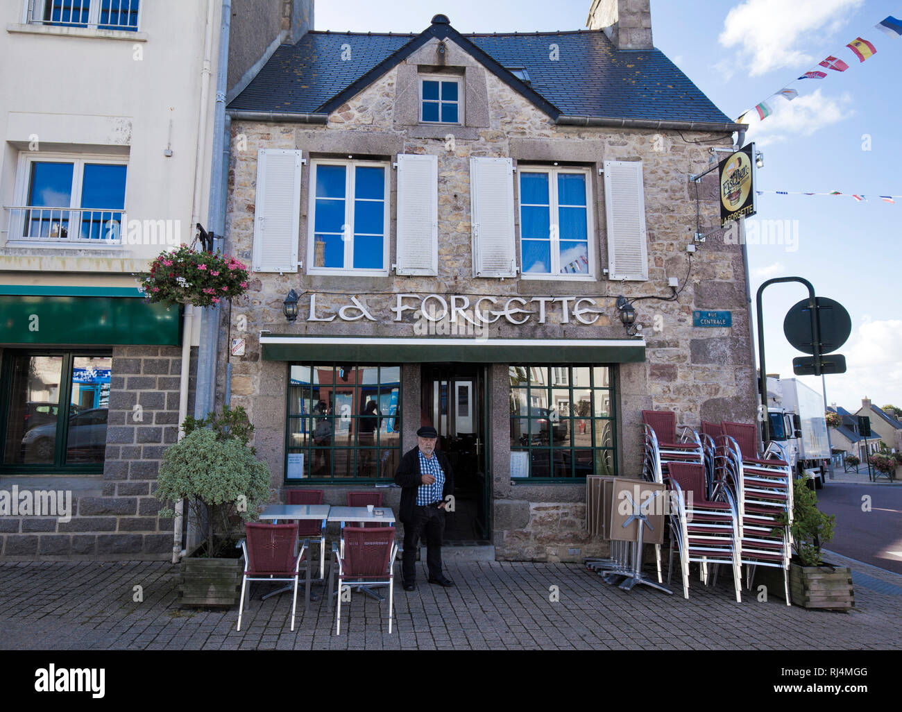Il ristorante la Forgette in Les Pieux Foto Stock