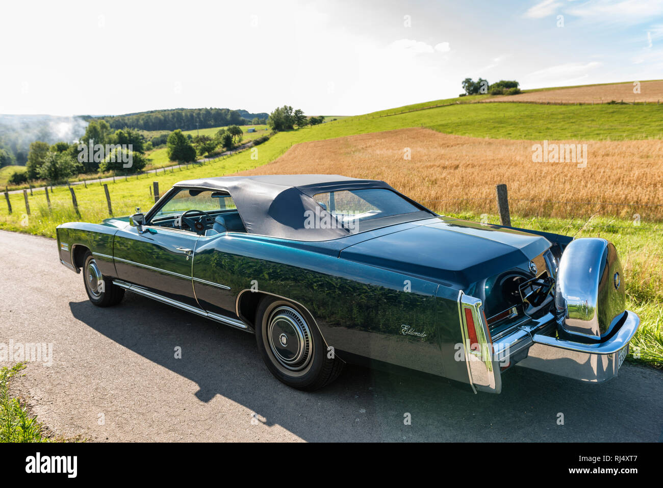 Heimborn, Assia, Deutschland, Cadillac Eldorado Convertibile, Baujahr 1976, Hubraum 8.2L, 190 Ps Foto Stock - Alamy