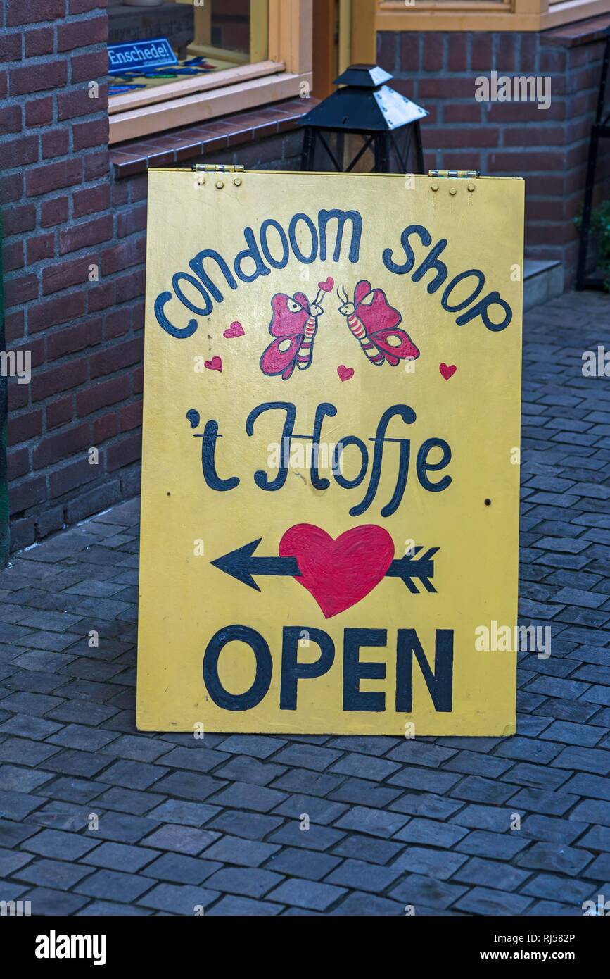 Informazioni segno per un preservativo shop, Enschede, Paesi Bassi Foto Stock