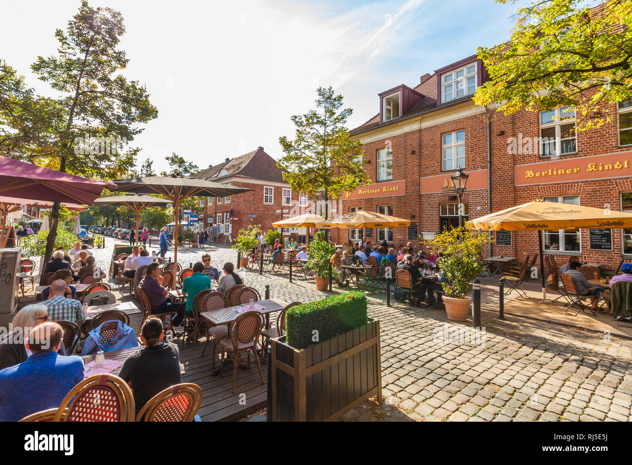 Deutschland, Brandeburgo, Potsdam, Holländisches Viertel, ristorante La Maison du Chocolat und Restaurant Zum fliegenden Holländer Foto Stock