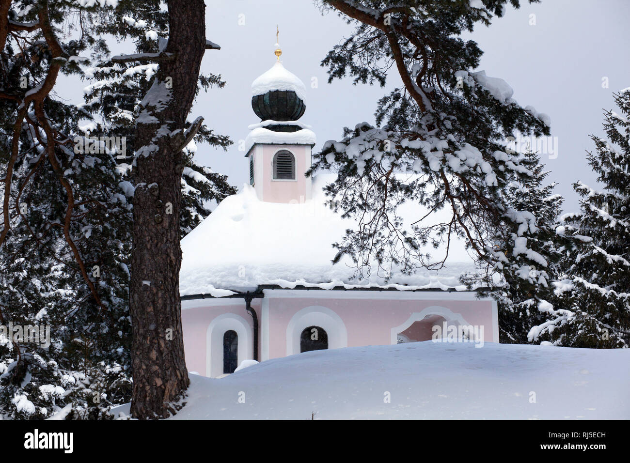 Kapelle maria konigin immagini e fotografie stock ad alta risoluzione ...