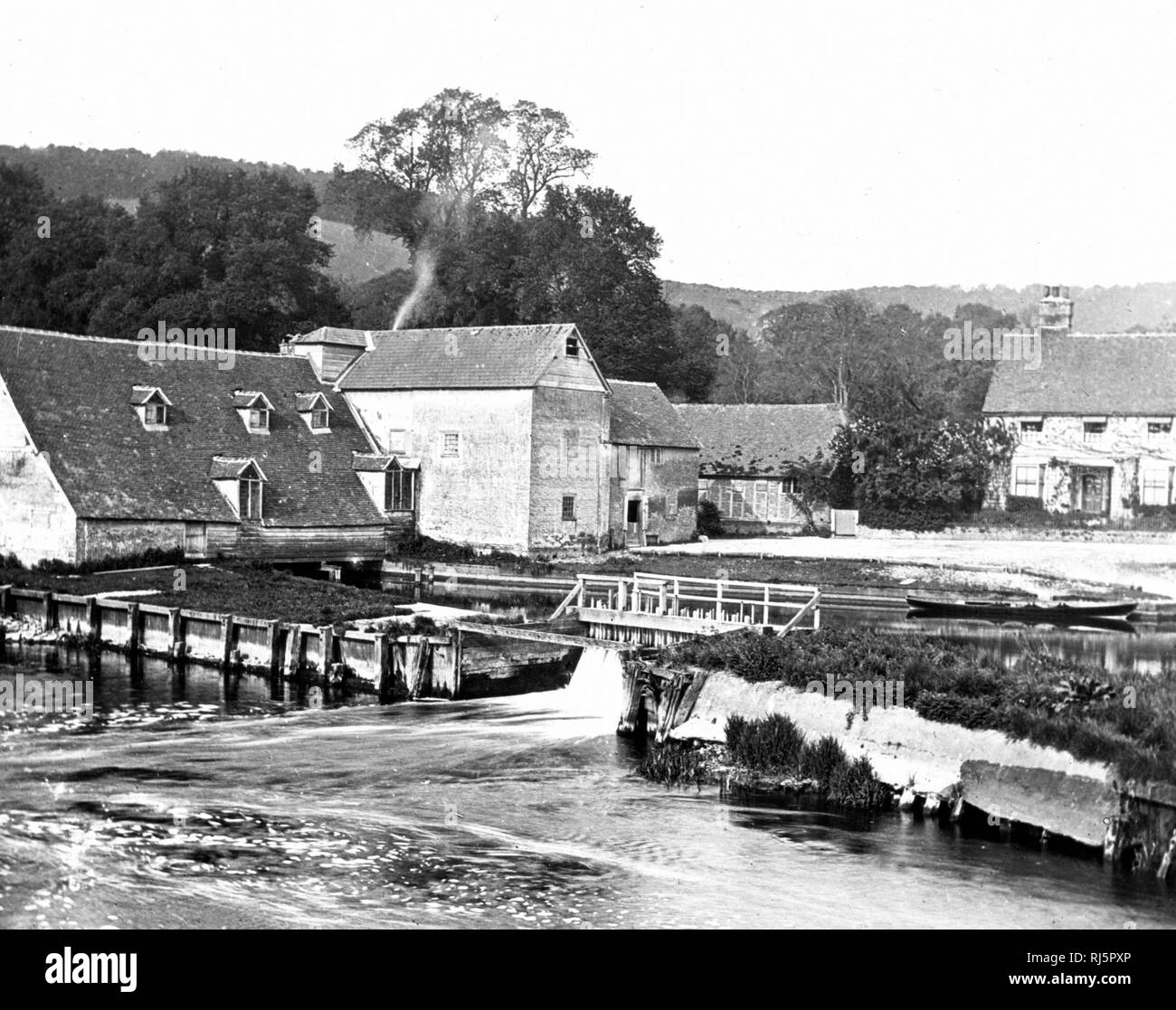 Streatley Mill, Thames di Fiume Foto Stock